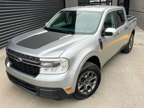 Used 2023 Ford Maverick XLT w/ Equipment Group 300A Standard image 2