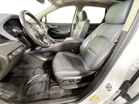 Used 2020 Buick Enclave Essence w/ Sound and Sites Package image 20