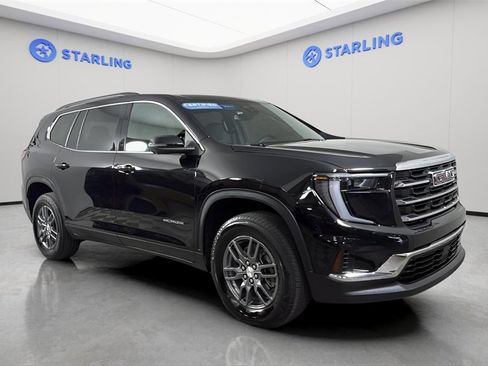 Used 2025 GMC Acadia Elevation image 13