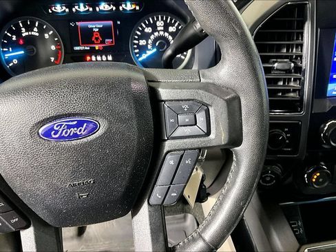 Used 2020 Ford F150 XLT w/ Equipment Group 302A Luxury AWD/4WD image 15