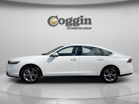 Used 2024 Honda Accord EX image 3