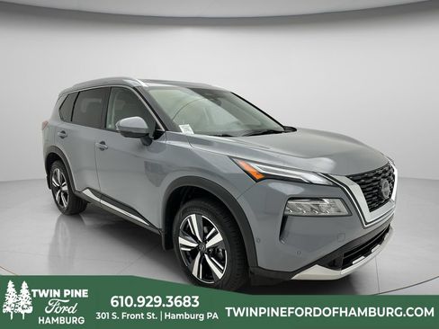 Used 2023 Nissan Rogue Platinum w/ Platinum Premium Package AWD/4WD image 1