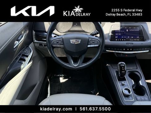 Used 2020 Cadillac XT4 Luxury FWD image 12