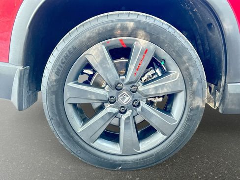 Certified 2023 Honda Pilot Sport image 5