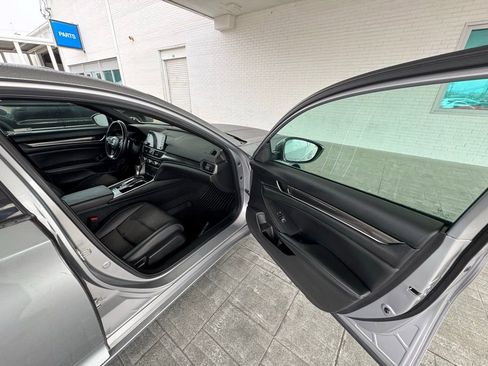 Used 2022 Honda Accord Sport image 14