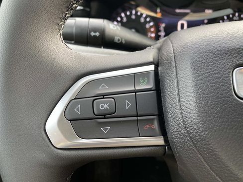 New 2026 Jeep Compass Limited image 9