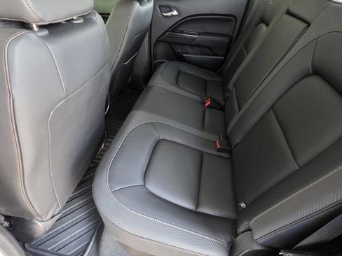 Used 2021 GMC Canyon AT4 AWD/4WD image 9