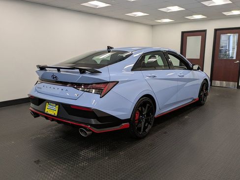 Used 2025 Hyundai Elantra N Base image 4