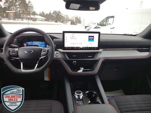 New 2026 Ford Explorer ST-Line w/ ST-Line Street Pack image 12