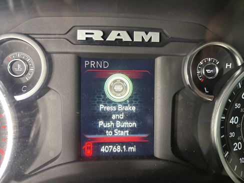 Used 2024 RAM 3500 Big Horn image 11