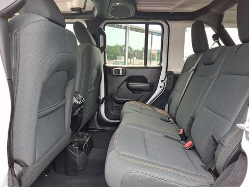 Certified 2025 Jeep Wrangler Unlimited Sport AWD/4WD image 10