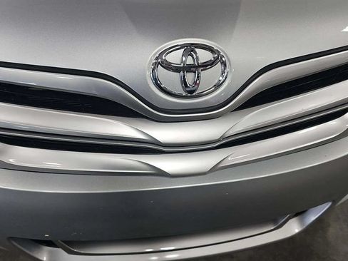 Used 2015 Toyota Venza XLE FWD image 18