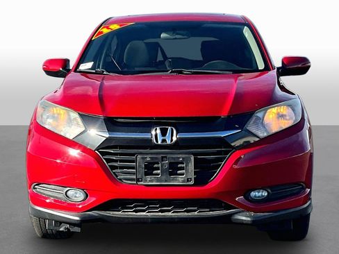 Used 2018 Honda HR-V EX image 3