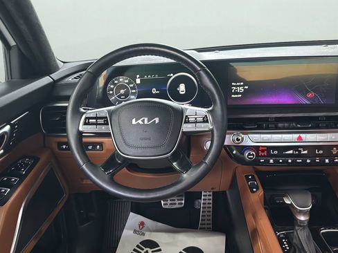 Used 2024 Kia Telluride SX Prestige X-Pro AWD/4WD image 12