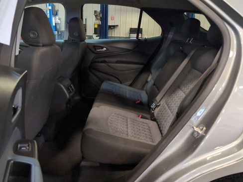 Used 2023 Chevrolet Equinox LT image 23