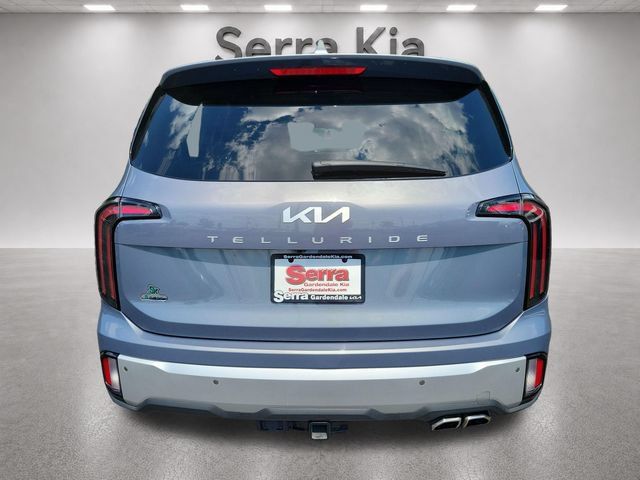 Used 2024 Kia Telluride EX w/ EX Captain's Chair Package FWD image 4