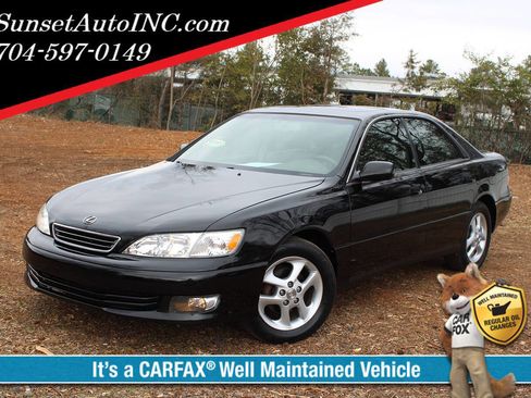 Used 2001 Lexus ES 330 image 1