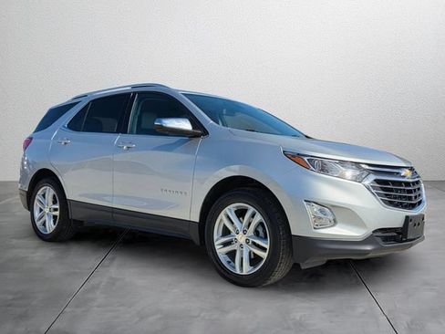 Used 2020 Chevrolet Equinox Premier AWD/4WD image 6