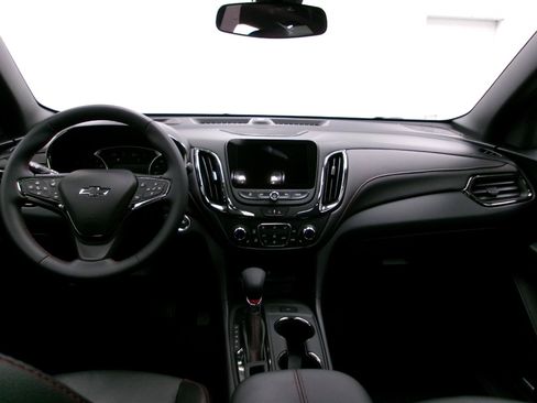 Used 2023 Chevrolet Equinox RS w/ RS Leather Package AWD/4WD image 10