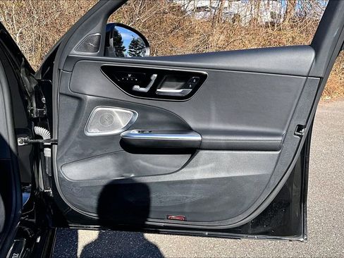 Used 2022 Mercedes-Benz C 300 4MATIC Sedan image 19