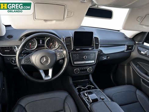 Used 2018 Mercedes-Benz GLS 550 4MATIC image 11