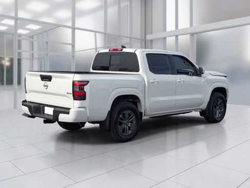 Used 2026 Nissan Frontier SV w/ Tow Package AWD/4WD image 5