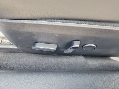 Used 2023 Tesla Model 3 Standard Range RWD image 17