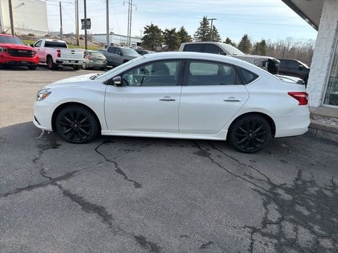 Used 2018 Nissan Sentra SR w/ SR Midnight Edition Package FWD image 2