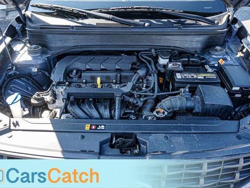Used 2021 Hyundai Venue SE FWD image 35