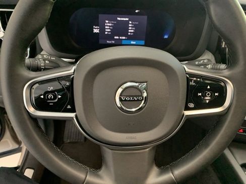 Certified 2025 Volvo XC60 B5 Plus image 12