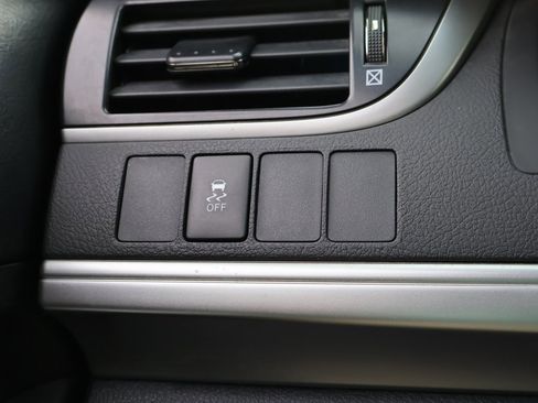 Used 2013 Toyota Camry SE image 30