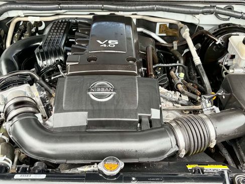 Used 2016 Nissan Frontier SV w/ SV Value Truck Package RWD image 21