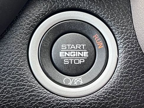 Used 2023 RAM 3500 Laramie AWD/4WD image 35
