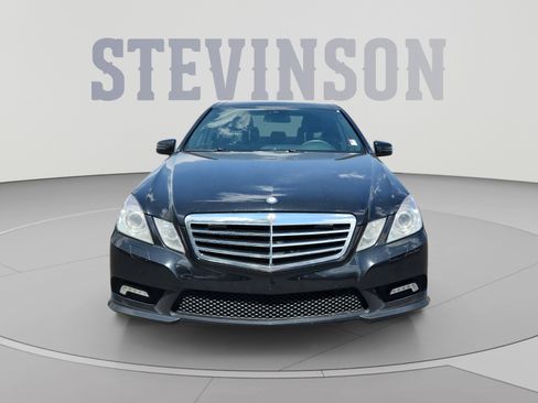 Used 2011 Mercedes-Benz E 550 4MATIC Sedan image 8