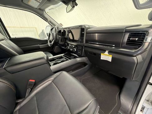Used 2024 Ford F250 Lariat AWD/4WD image 30
