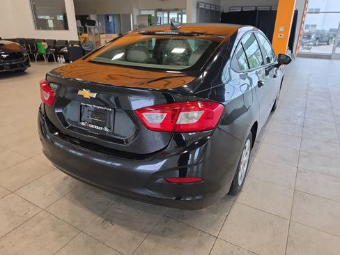 Used 2016 Chevrolet Cruze LS FWD image 8