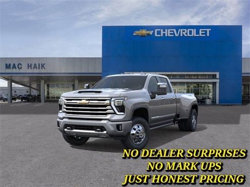 New 2026 Chevrolet Silverado 3500 High Country w/ High Country Premium Package image 8
