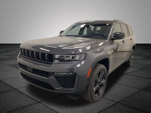 New 2026 Jeep Grand Cherokee L Limited image 3