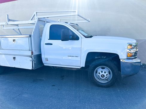 Used 2017 Chevrolet Silverado 3500 W/T RWD image 25