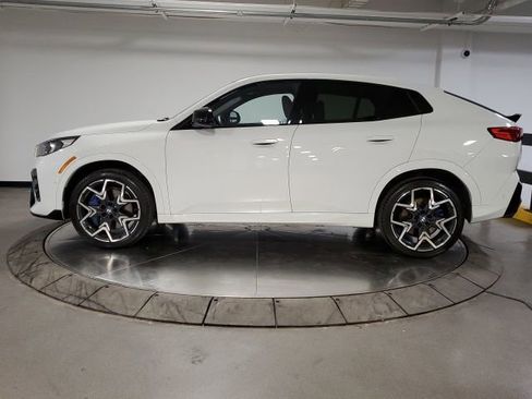 Used 2025 BMW X2 M35i w/ Premium Package image 7