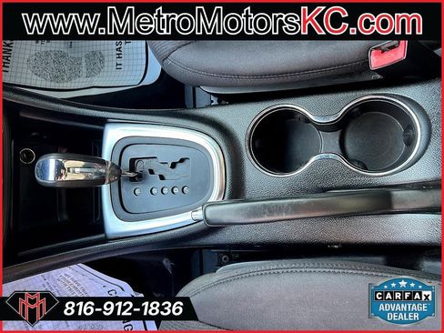 Used 2013 Chrysler 200 Touring image 22