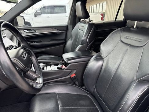 Used 2021 Jeep Grand Cherokee L Overland w/ Luxury Tech Group IV image 13