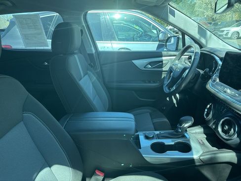Used 2023 Chevrolet Blazer LT w/ Convenience Package image 8