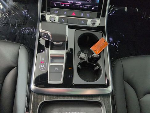 Certified 2025 Audi Q7 2.0T Premium Plus w/ Premium Plus Package image 17