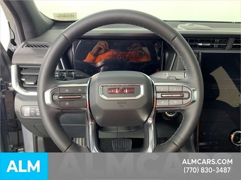 Used 2026 GMC Terrain Elevation w/ Black Edition image 18