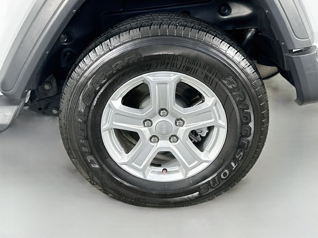 Used 2021 Jeep Wrangler Sport AWD/4WD image 33