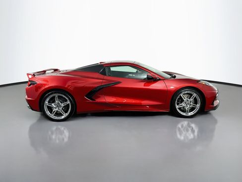 Used 2022 Chevrolet Corvette Stingray Premium Conv w/ Z51 Performance Package RWD image 8