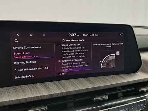 Used 2024 Kia Telluride SX image 30