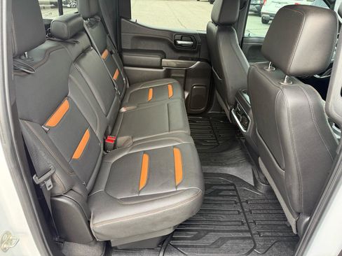 Used 2019 GMC Sierra 1500 AT4 w/ AT4 Premium Package AWD/4WD image 15
