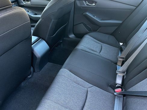 Used 2024 Honda Accord EX image 11